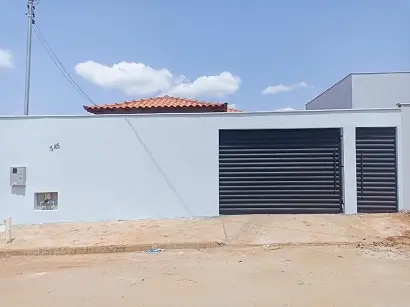 FOTO DE CASA PAR LOCAÇÃO NO BAIRRO JARDIM IMPERIAL EM CAPELINHA MG.